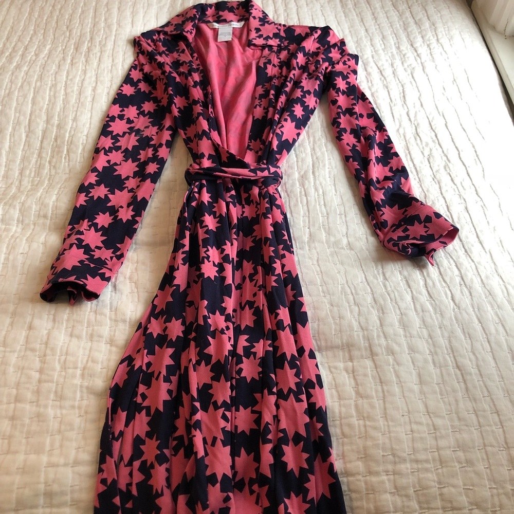 Diane Von Furstenberg DVF Navy and Pink Wrap Dress
